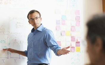 豪门国际帮助你找到更多精准外贸客户